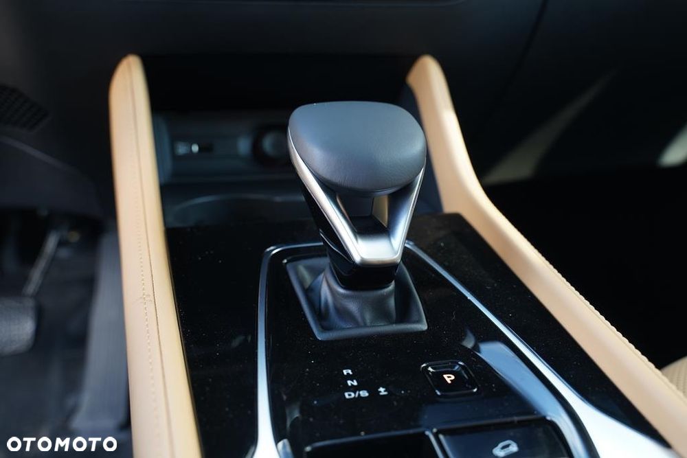 MG HS 1.5 T-GDI Exclusive DCT - 27