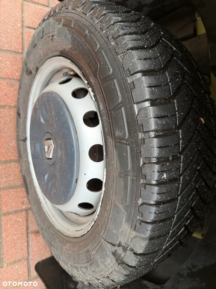 Renault e-Master - 25