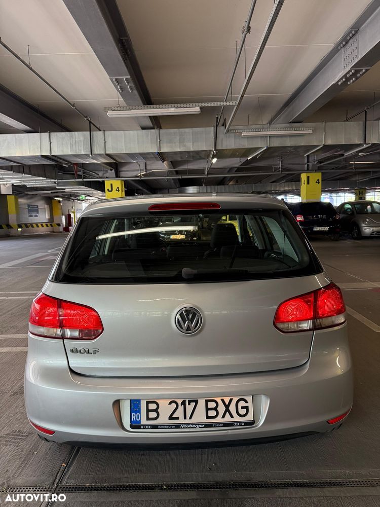 Volkswagen Golf 1.4 FSI Comfortline - 8