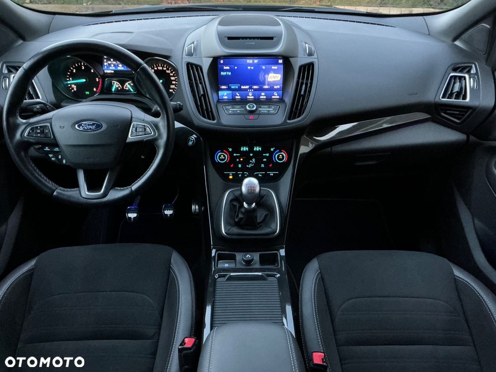 Ford Kuga - 16