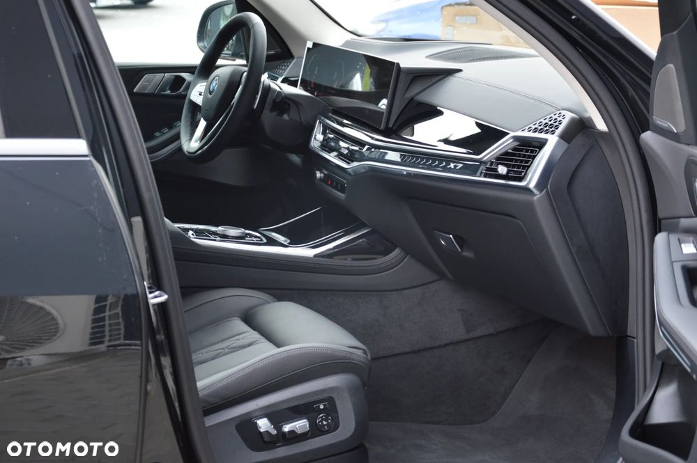 BMW X7 xDrive40d - 12