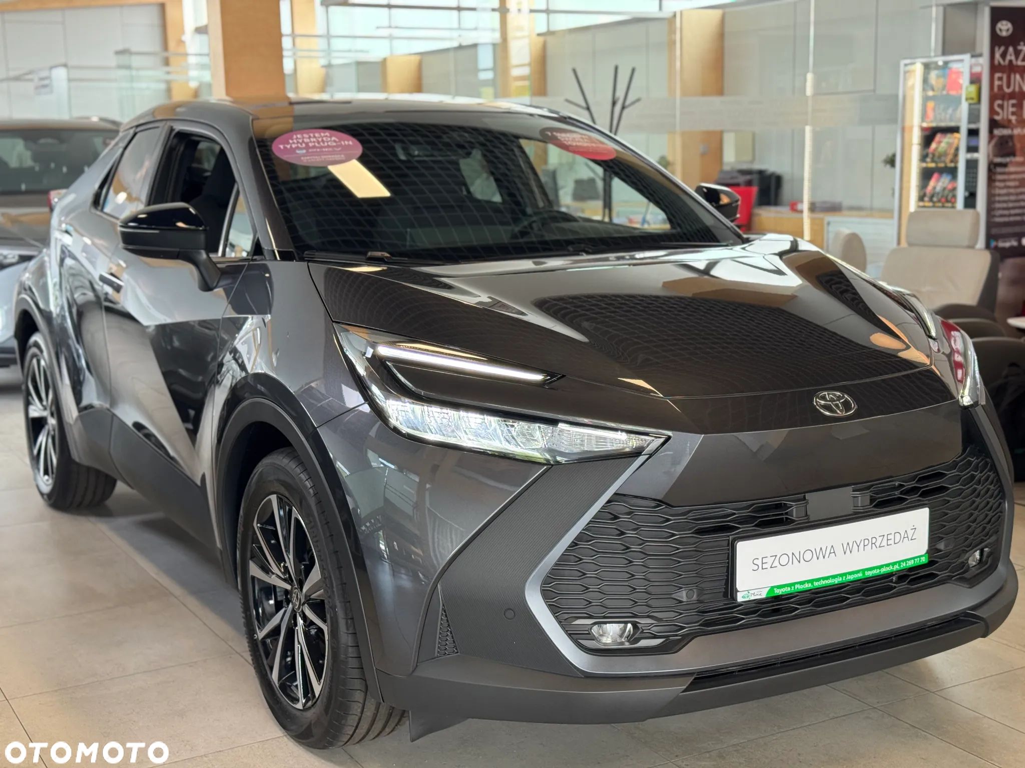 Toyota C-HR 2.0 PHEV Dynamic Force Style - 1