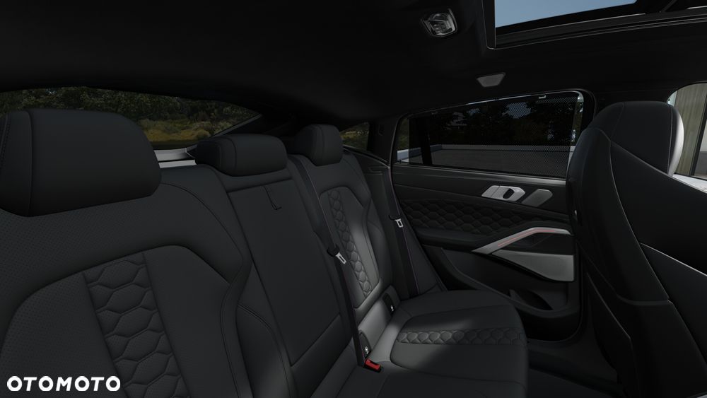 BMW X6M - 12