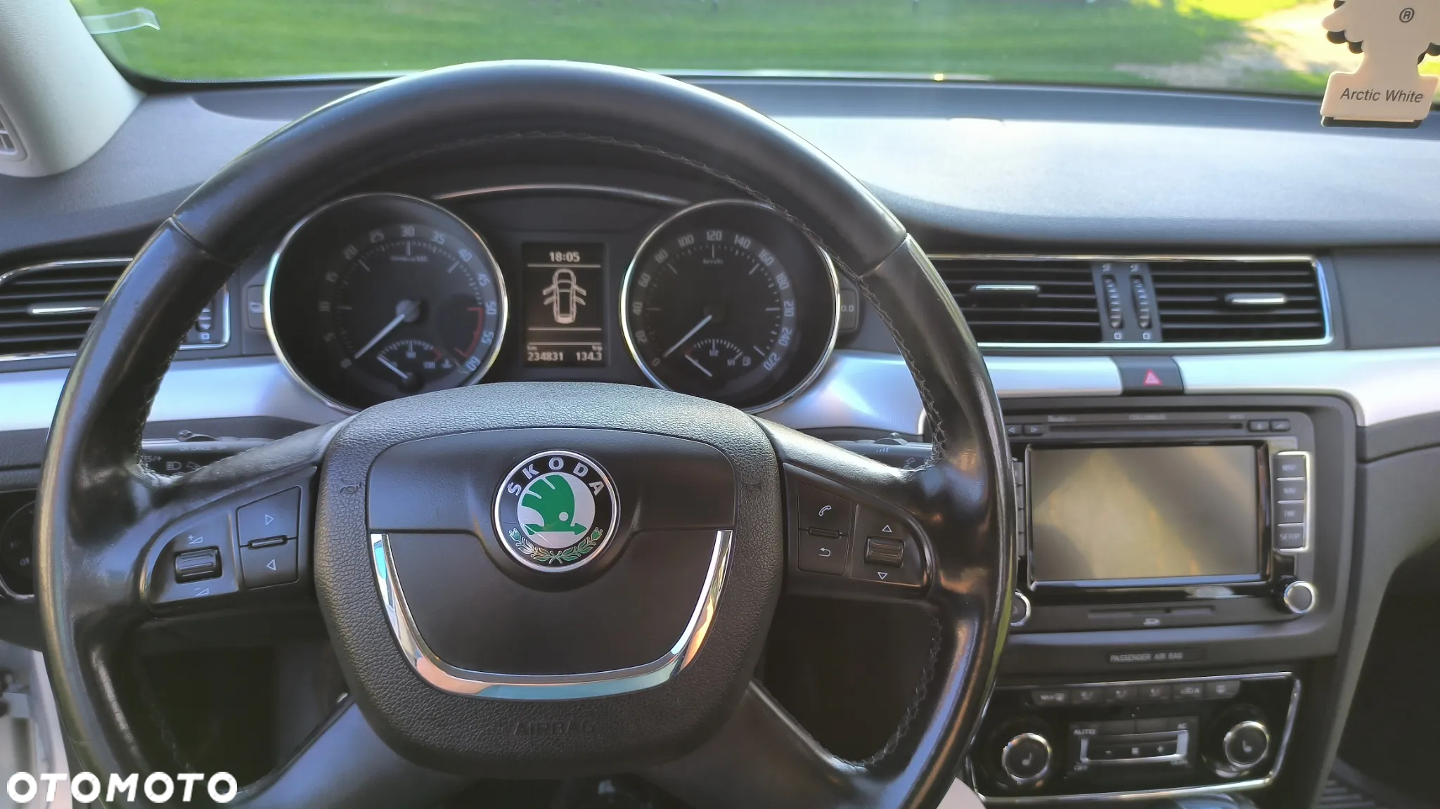 Skoda Superb 2.0 TDI Elegance DSG - 17