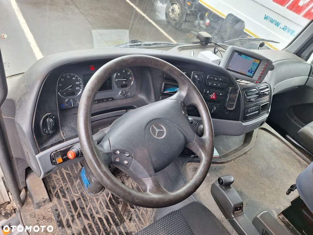 Versalift Actros 1832 L - 14