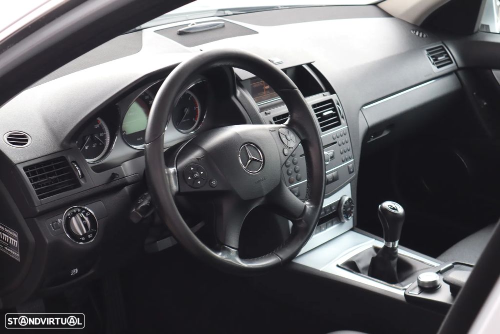 Mercedes-Benz C 220 CDI Avantgarde BlueEfficiency - 16