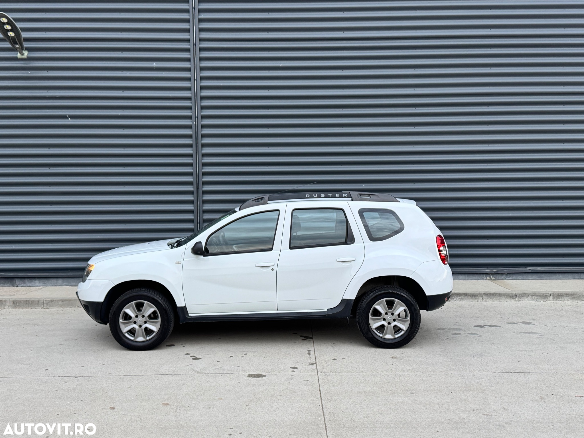 Dacia Duster SCe 115 4x2 Prestige - 3