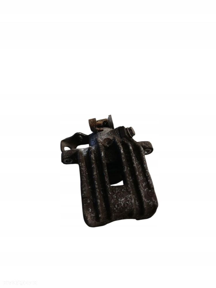 zacisk hamulcowy prawy tył audi a3 8l 1.6 sr zacisk prawy tył a3 8l - 1