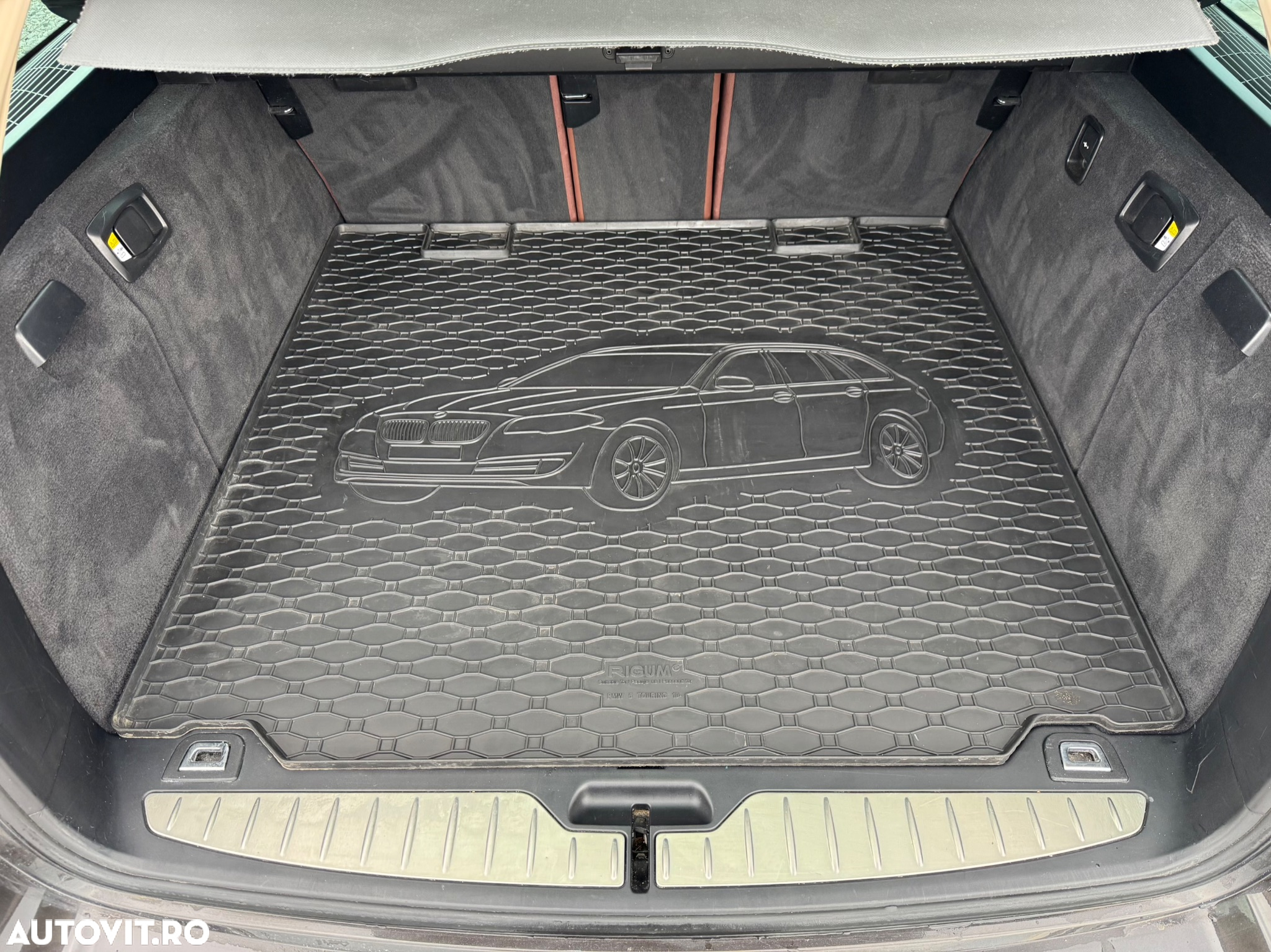BMW Seria 5 525d xDrive Touring Aut. Luxury Line - 34