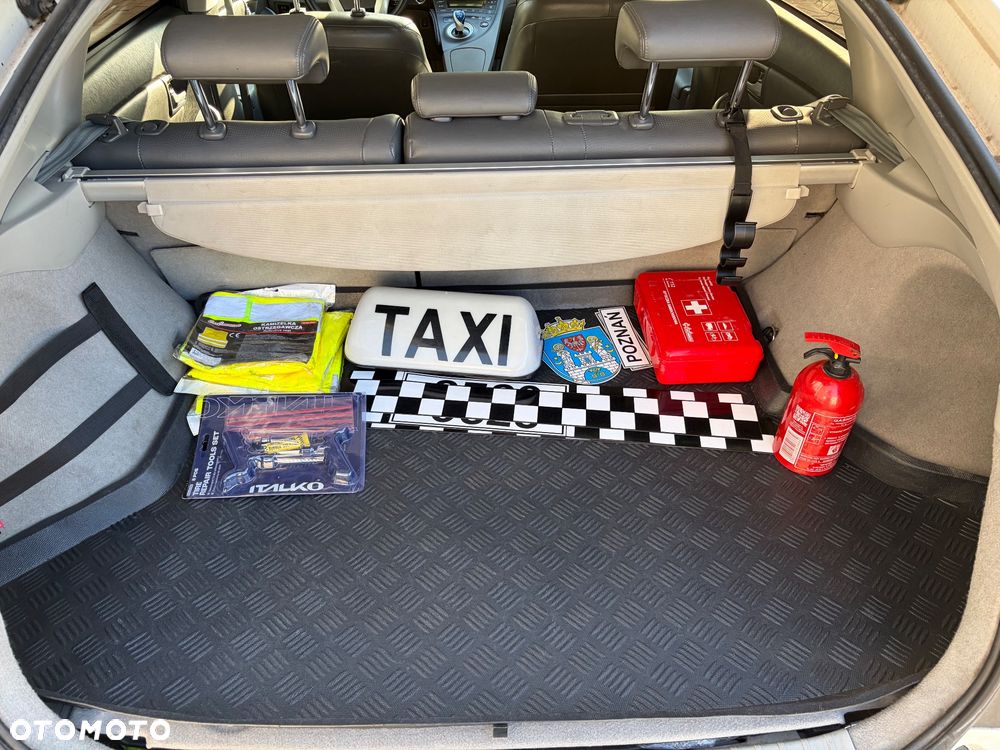 Toyota Prius - 14