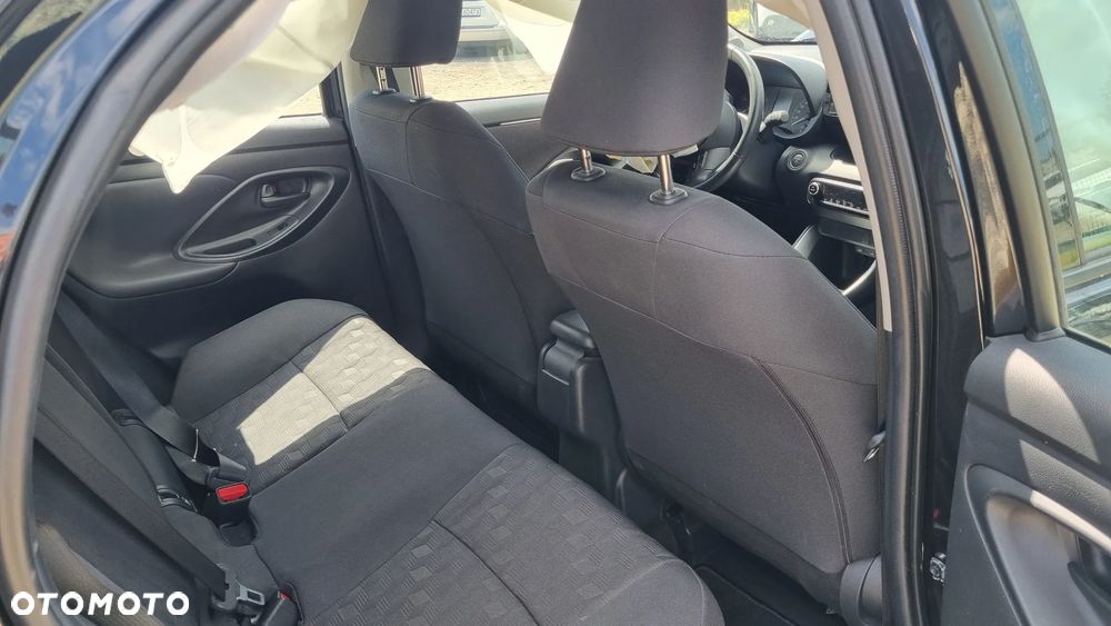 Toyota Yaris - 22