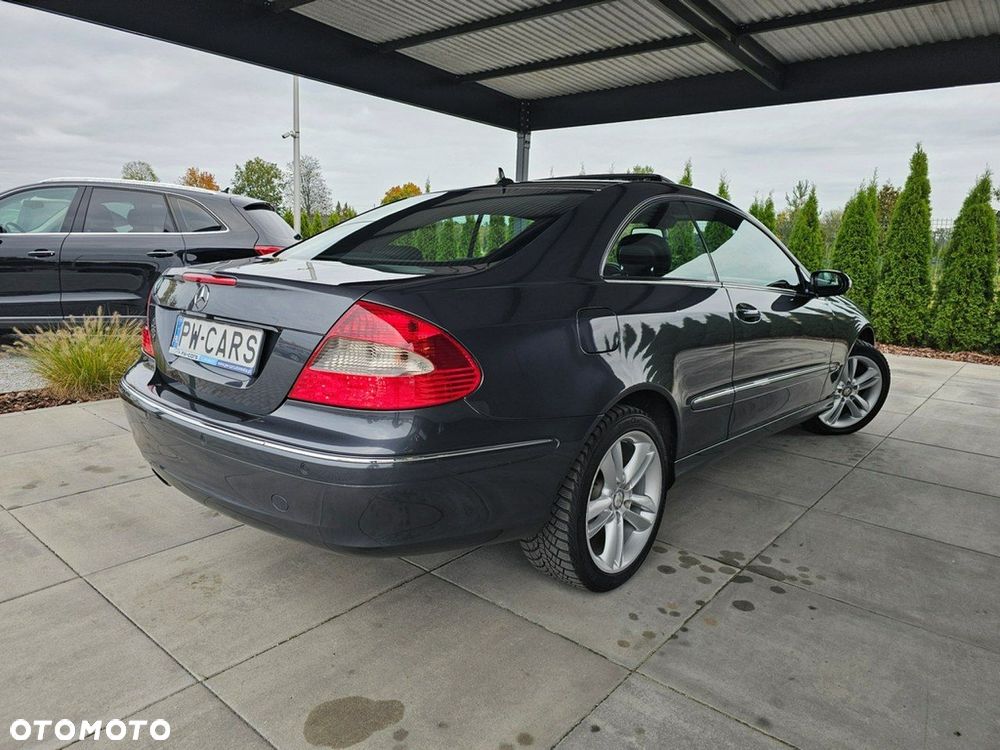 Mercedes-Benz CLK - 3