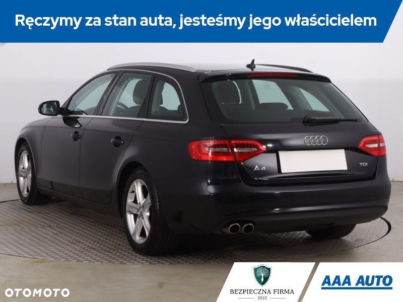 Audi A4 Limousine - 6