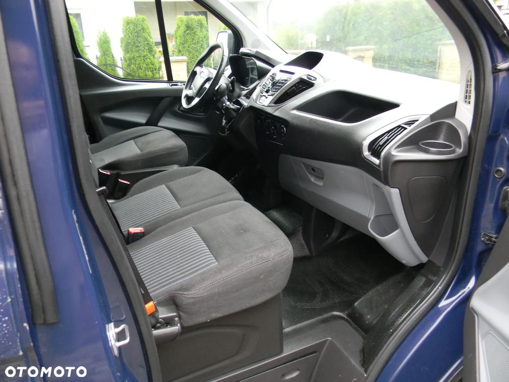 Ford Transit Custom - 9
