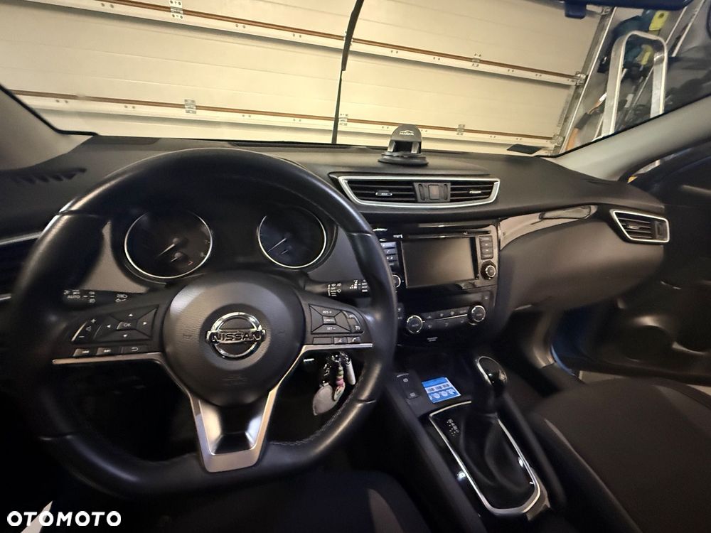 Nissan Qashqai 1.3 DIG-T N-Style DCT - 23