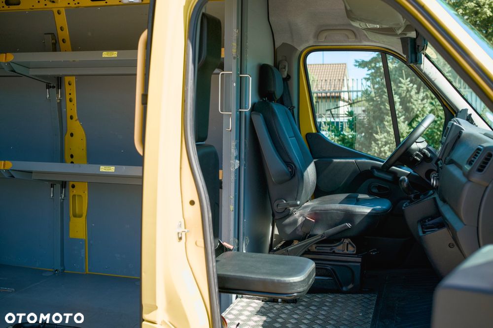 Renault E-Master - 5