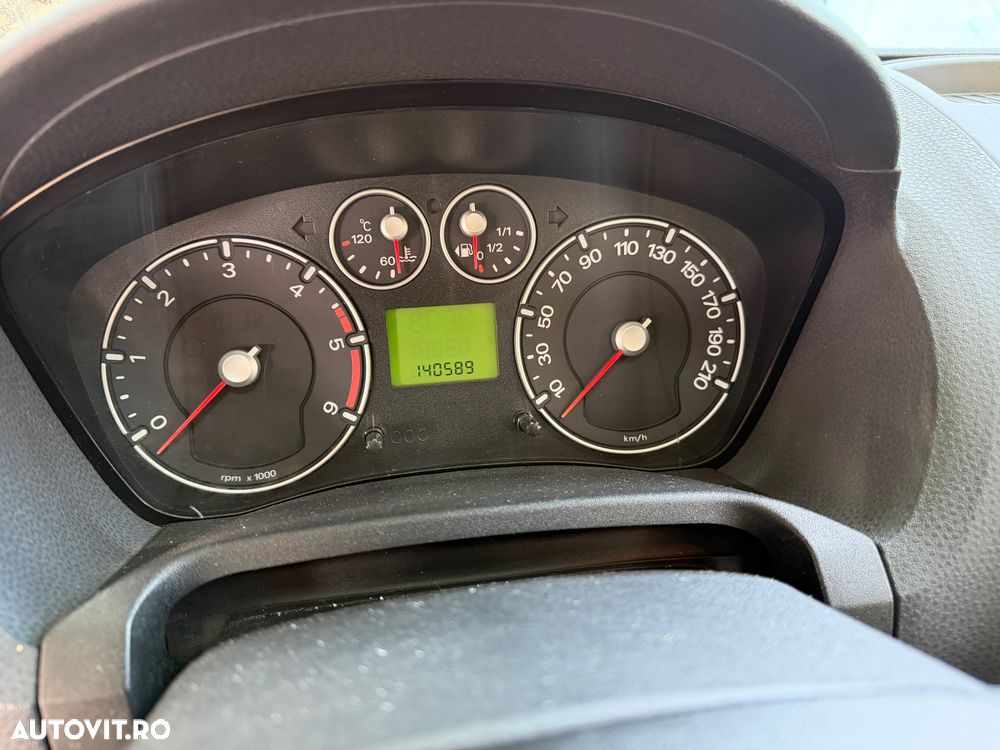Ford Fiesta 1.4 TDCI Comfort - 8