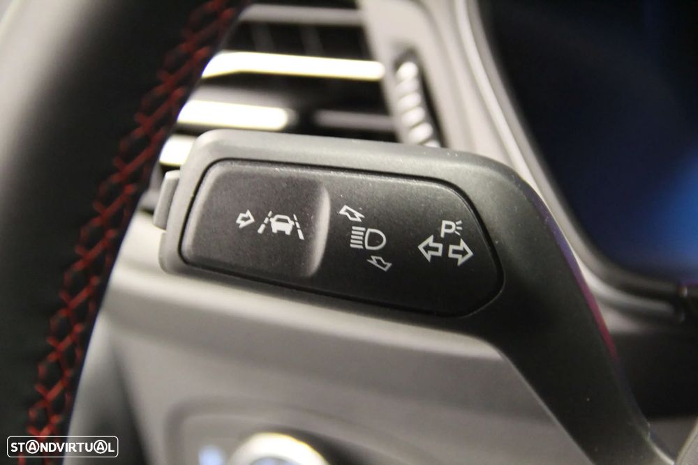 Ford Focus 1.0 EcoBoost MHEV ST-Line - 18