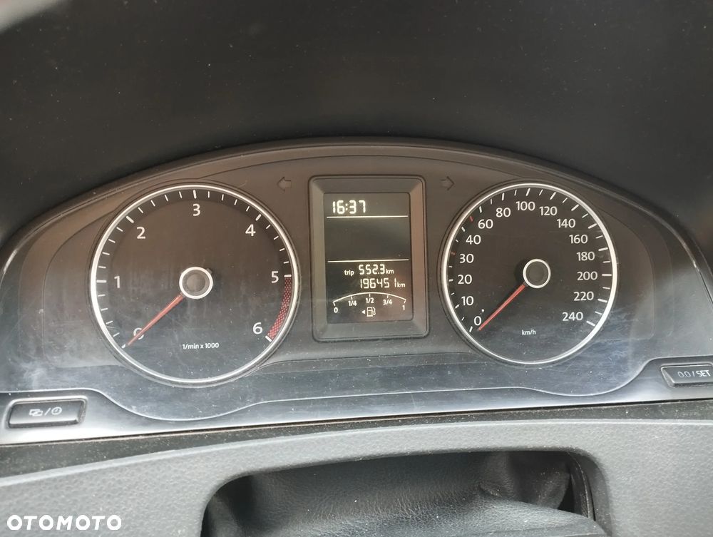 Volkswagen TRANSPORTER T5 - 12