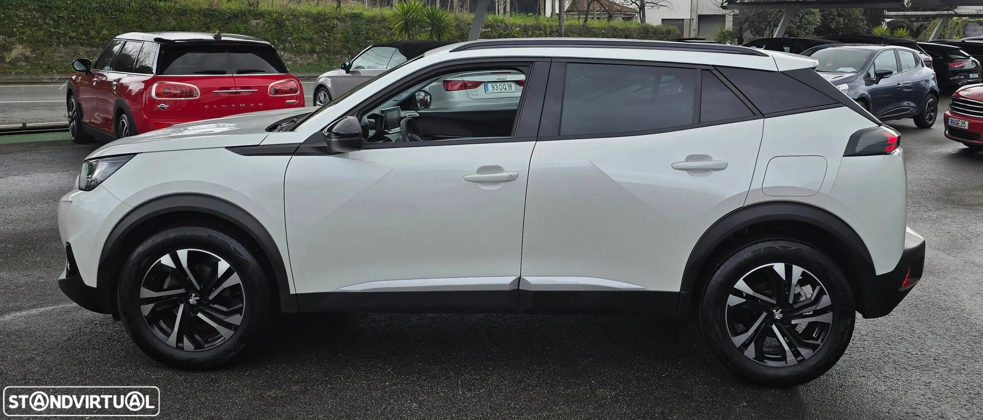 Peugeot 2008 1.2 PureTech Allure - 5