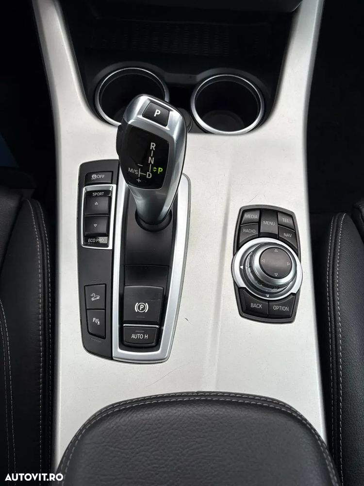 BMW X3 xDrive20d Aut. - 8