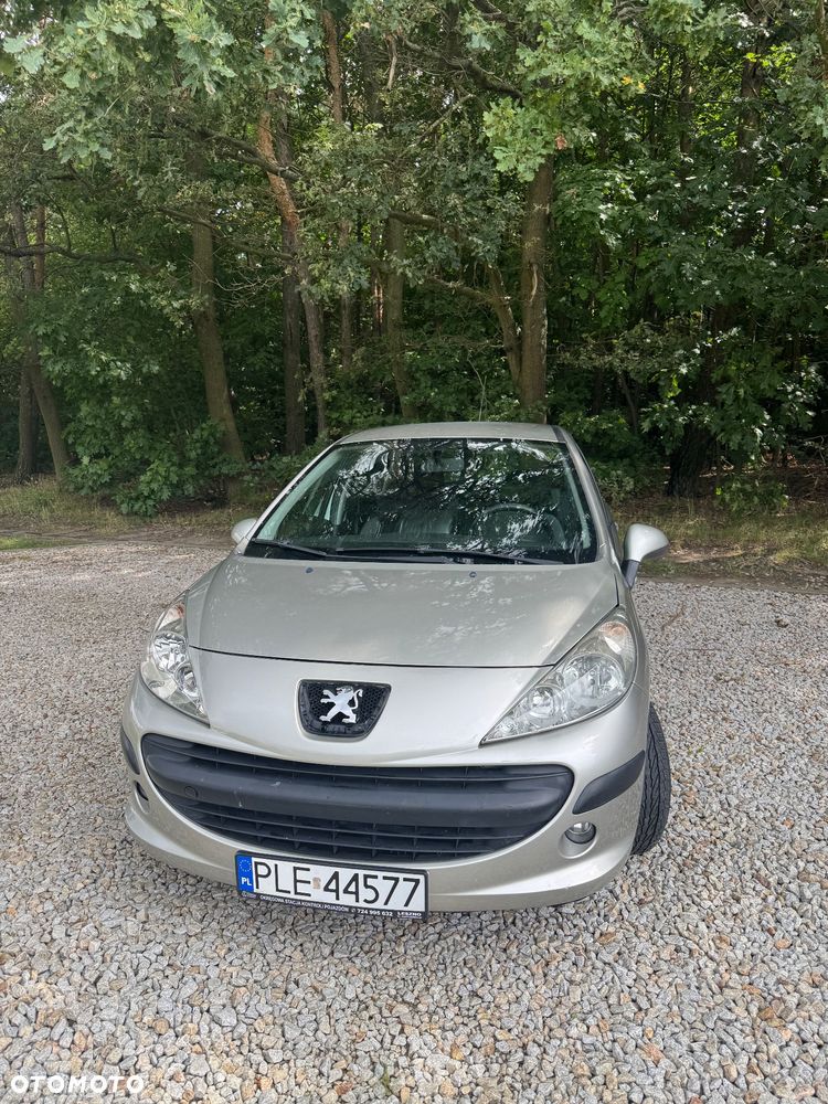 Peugeot 207 1.4 16V Trendy - 2