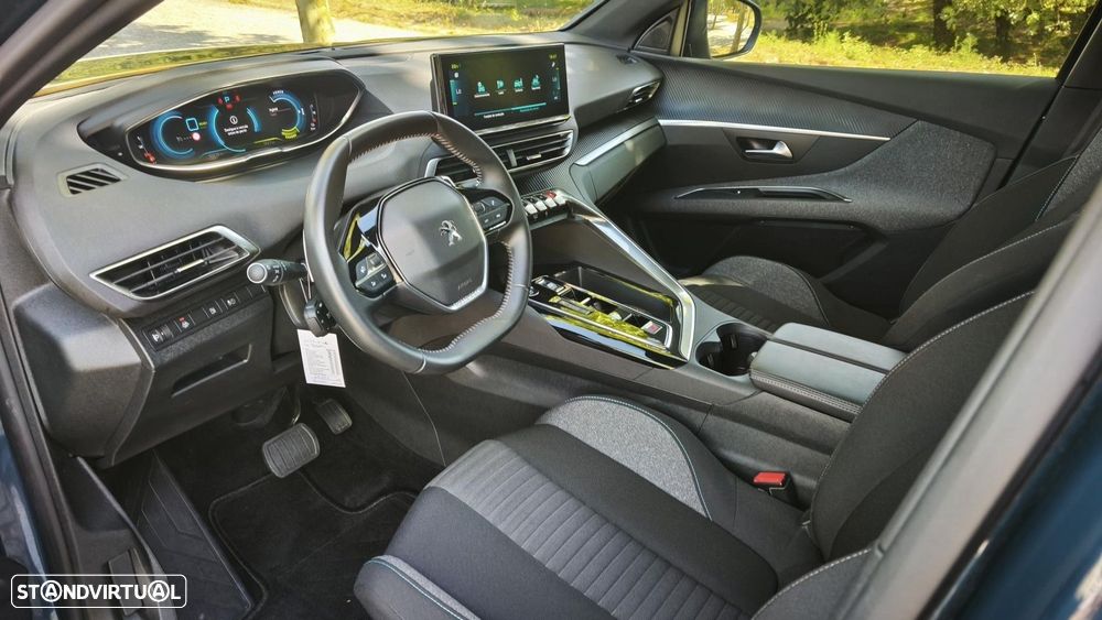 Peugeot 3008 1.6 Hybrid Allure Pack e-EAT8 - 27