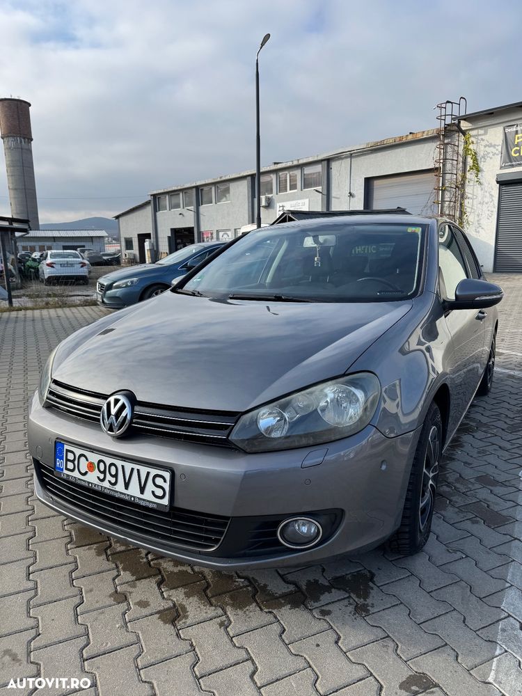 Volkswagen Golf 1.6 TDI DPF Style - 1