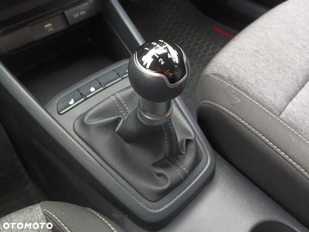 Kia Stonic 1.2 M - 21
