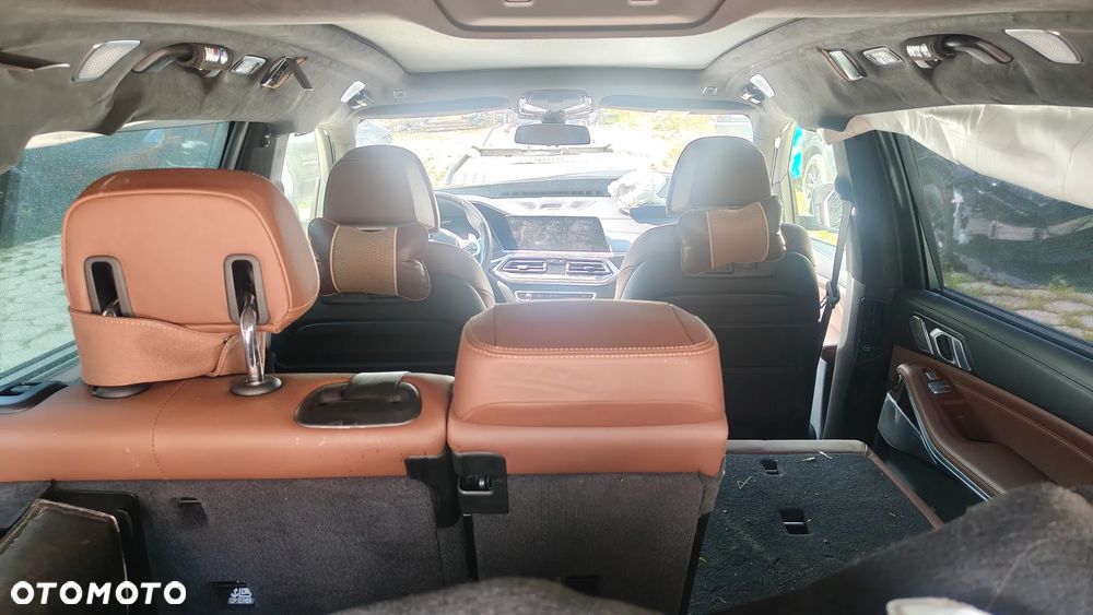 BMW X7 - 13