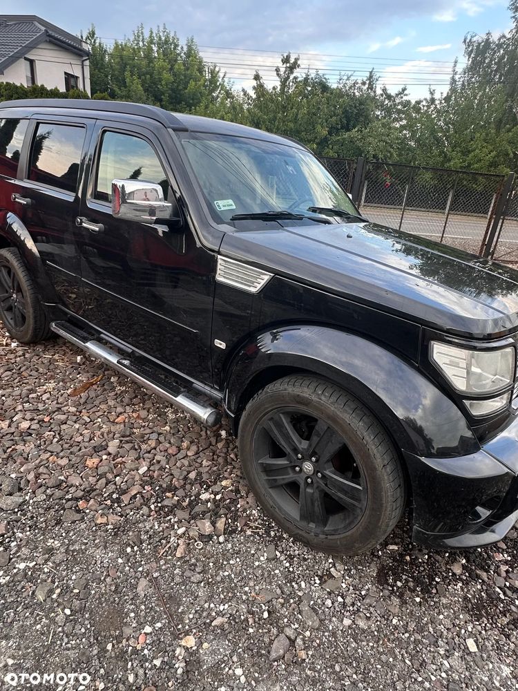 Dodge Nitro 4.0 V6 RT - 1