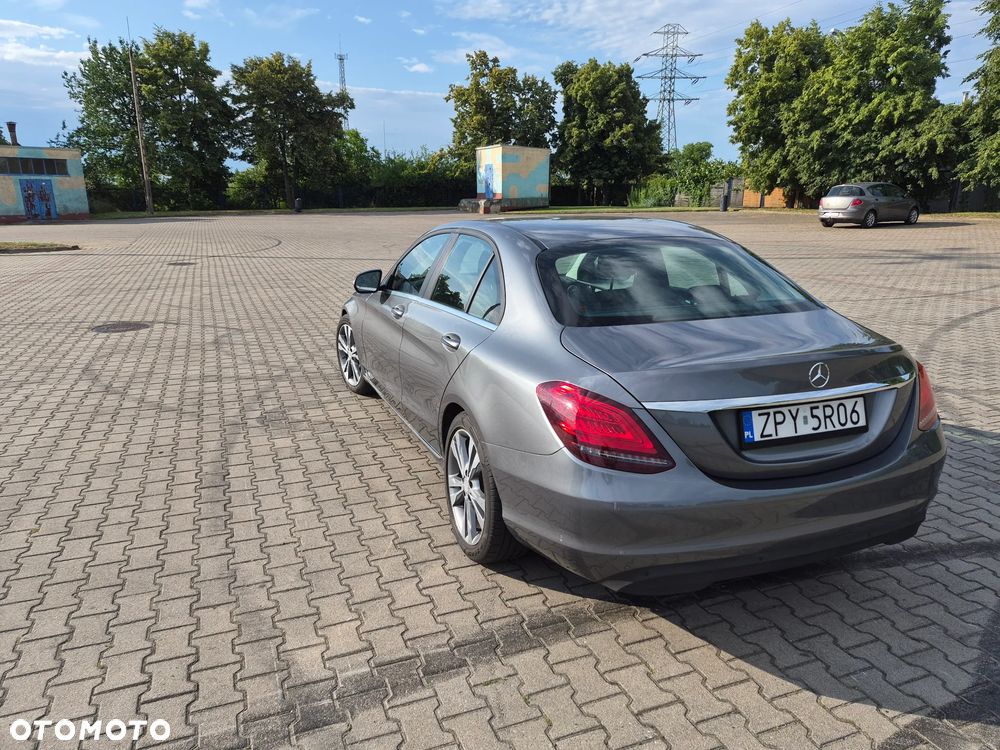 Mercedes-Benz Klasa C 220 d 9G-TRONIC Avantgarde - 4