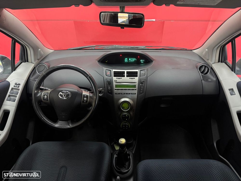 Toyota Yaris 1.0 VVT-i Comfort+AC+VSC - 6