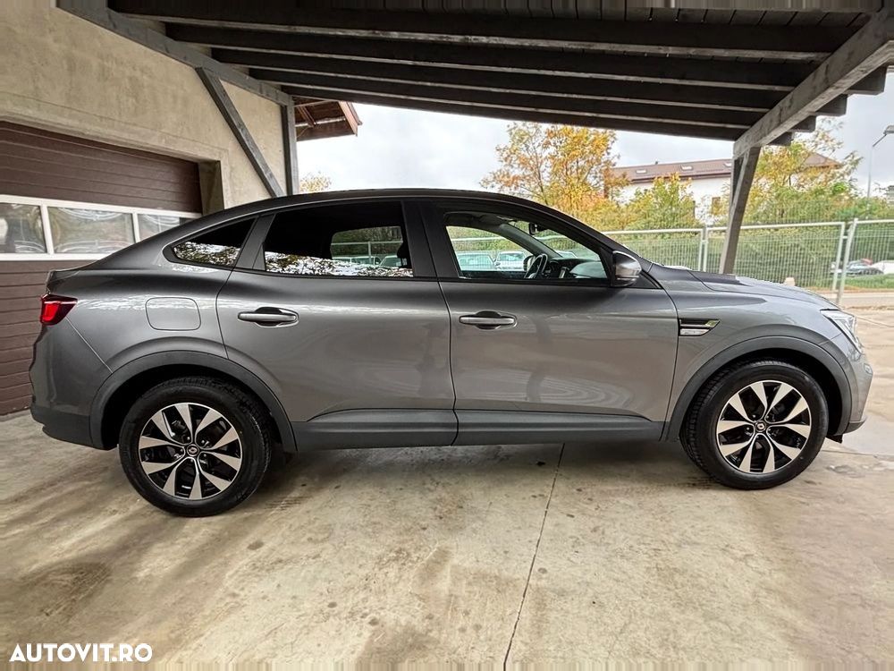 Renault Arkana E-TECH 145 Equilibre - 11
