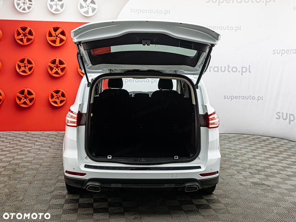Ford S-Max - 27