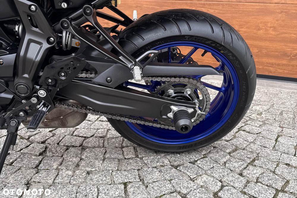 Yamaha MT - 32