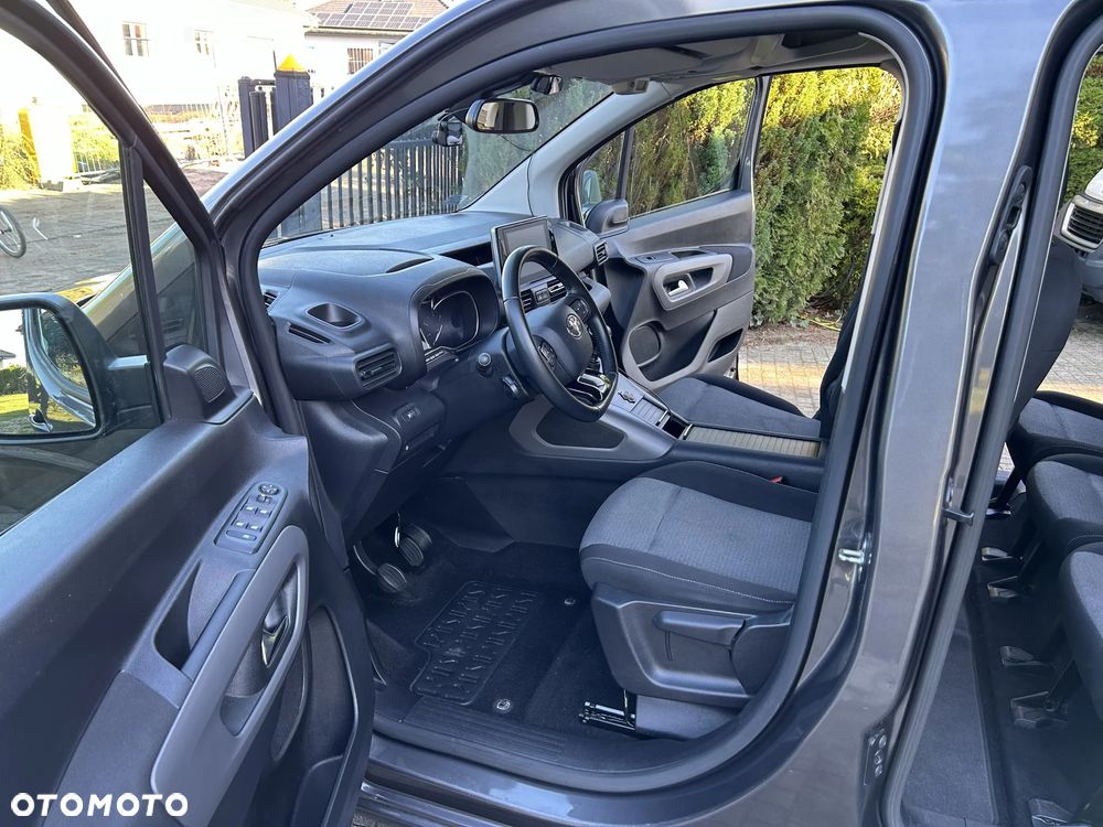 Toyota Proace City Verso 1.5 D-4D Family - 11