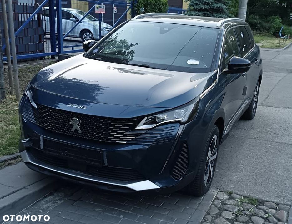 Peugeot 5008 - 1