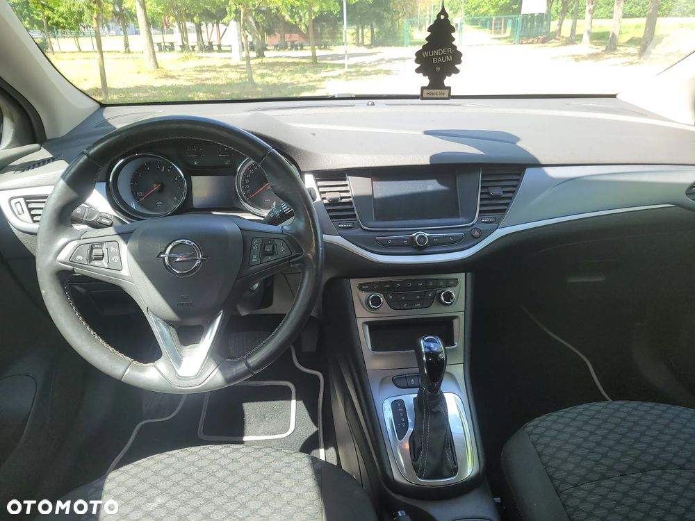 Opel Astra 1.4 T Dynamic S&S - 9