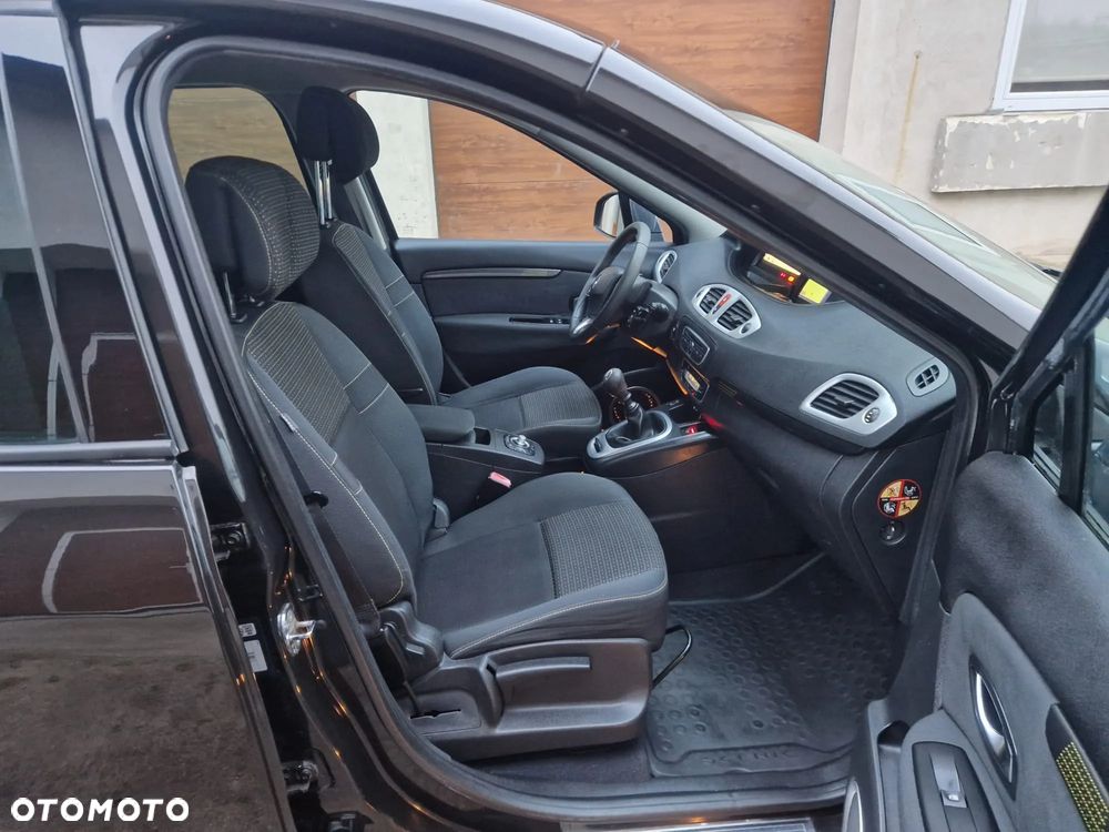 Renault Scenic TCe 130 Dynamique - 14