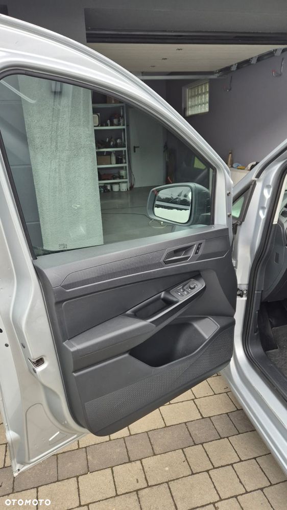 Volkswagen CADDY MAXI - 6