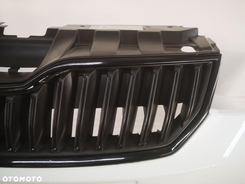 SKODA FABIA III 14- 6V0 NA SPRYSKI + 4 x PDC ZDERZAKA PRZEDNI PRZÓD NR AUKCJI NZ399 - 13