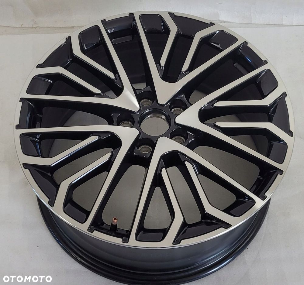 FELGA AUDI A3 8Y RS 8x19 19 ET49 5X112 8Y0601025CN - 5