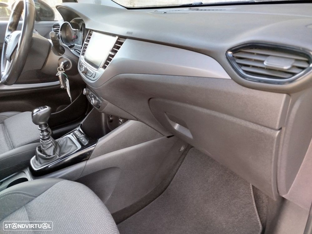 Opel Crossland 1.2 T Business Edition - 17