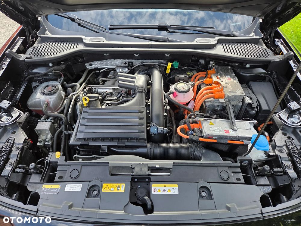 Cupra Formentor 1.4 e-Hybrid VZ DSG - 18