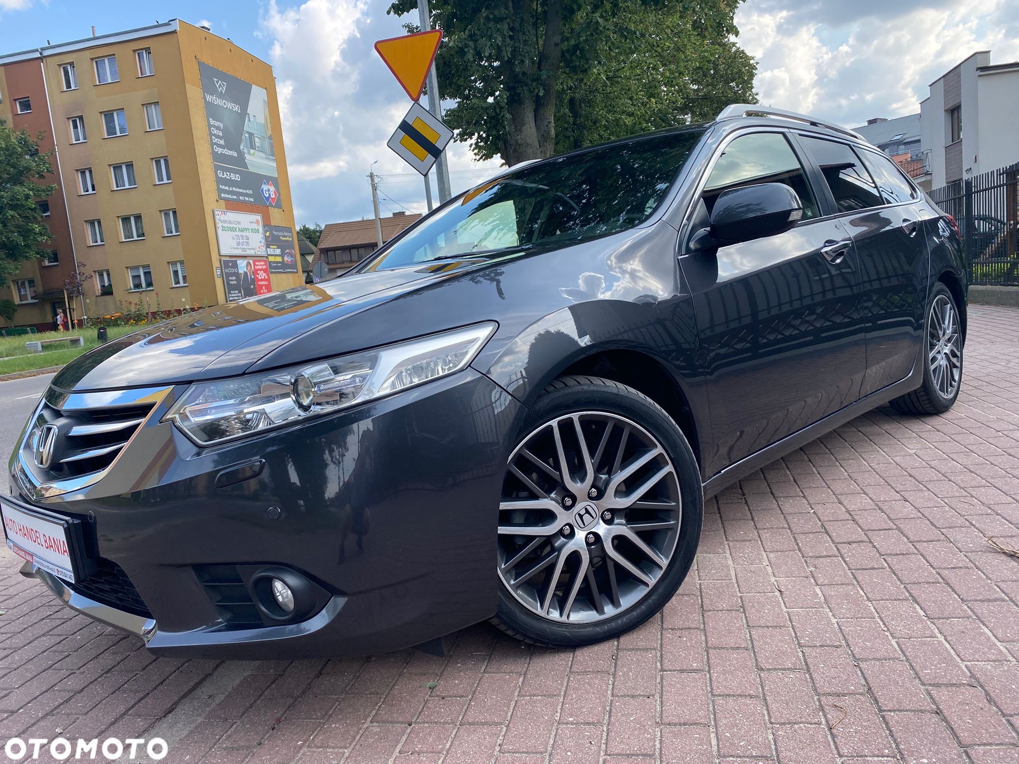 Honda Accord 2.0 Elegance - 3