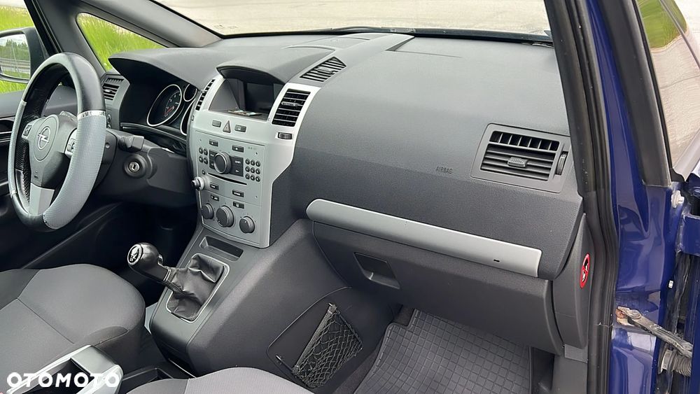 Opel Zafira 1.6 Active - 16