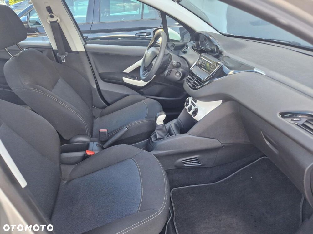 Peugeot 208 1.2 PureTech Active - 24