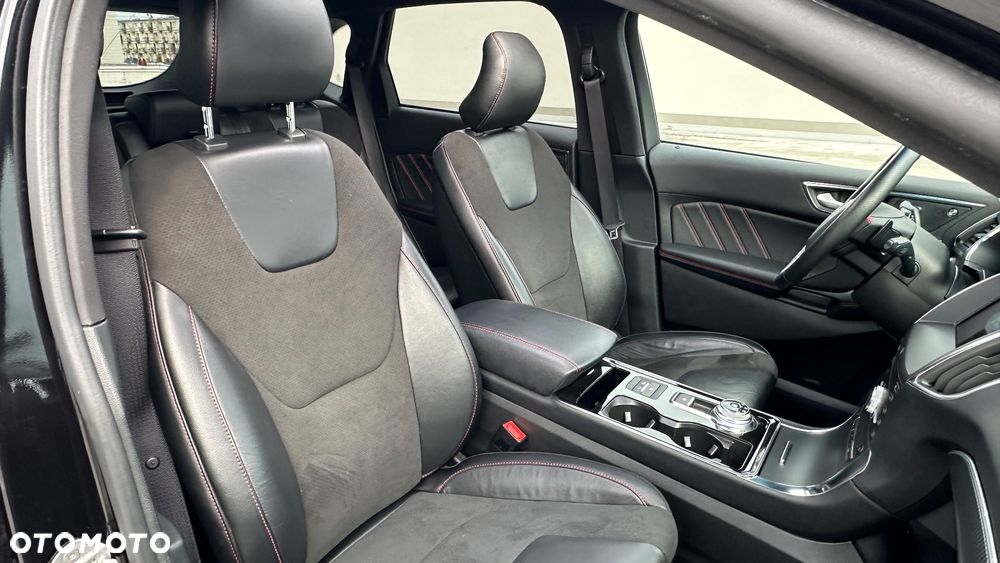 Ford Edge 2.0 EcoBlue Twin-Turbo 4WD ST-Line - 25