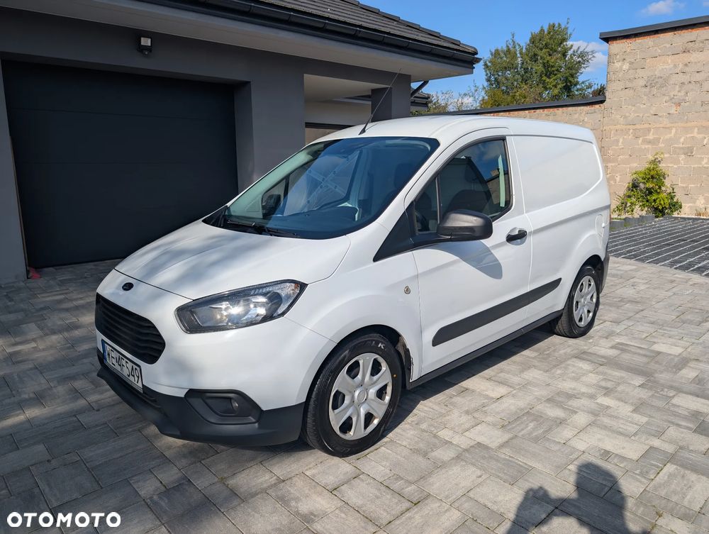 Ford Transit Courier - 2